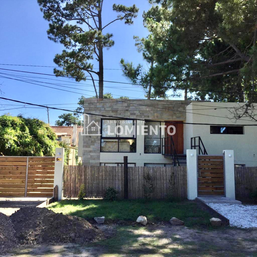 Casa ID.437 - Alquiler temporada casa 3 dormitorios zona Pinares