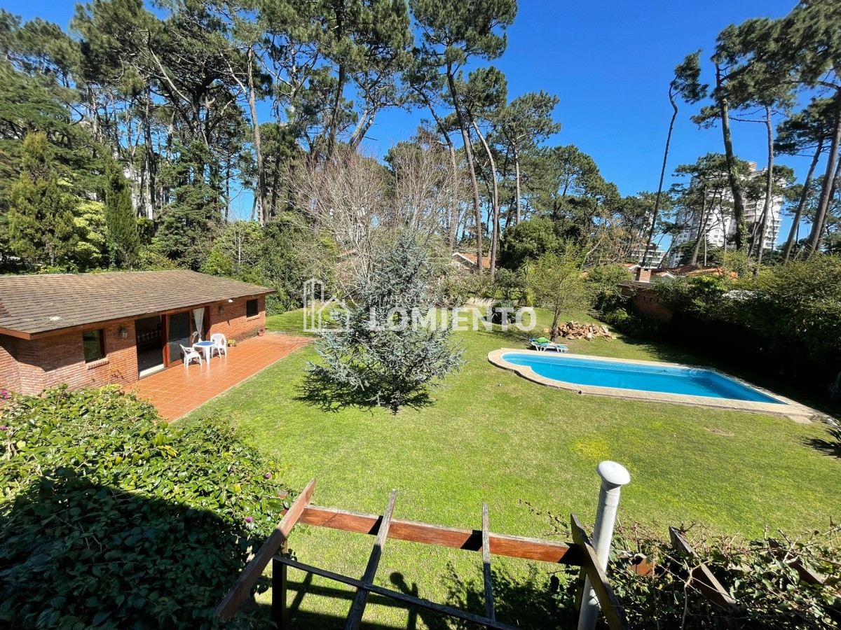 Casa ID.745 - Venta- alquiler temporada espectacular casa 4 dormitorios Cantegril 