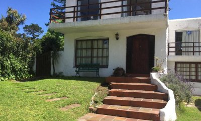 Alquiler temporada/ venta casa de 4 dormitorios zona Cantegril