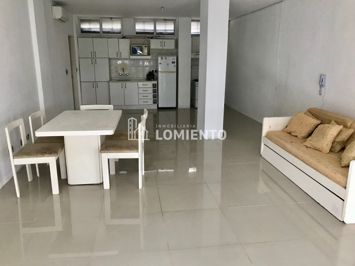 Local Comercial ID.505 - Local en alquiler anual a metros de Roosevelt