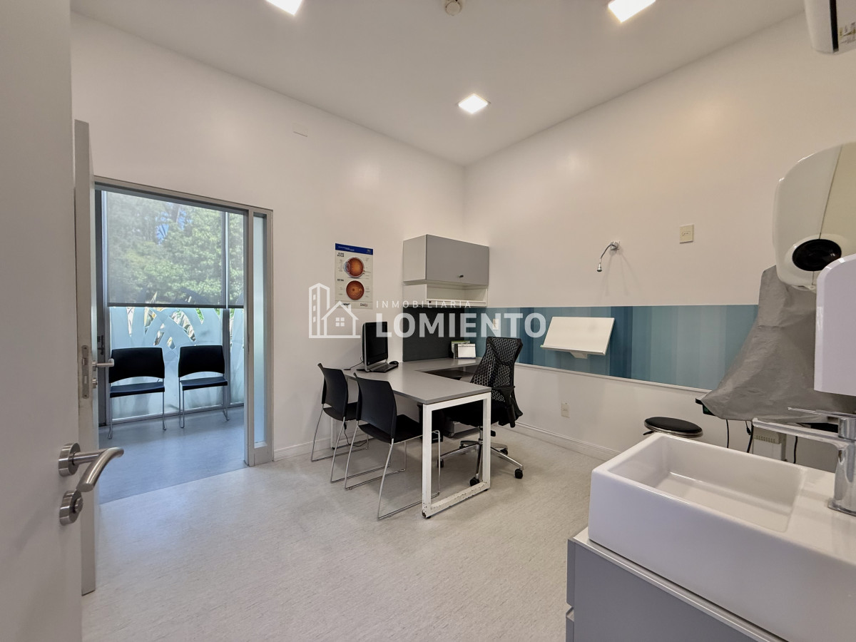 Local Comercial ID.1742 - Venta- alquiler anual Local Comercial sobre Av. Cordoba 