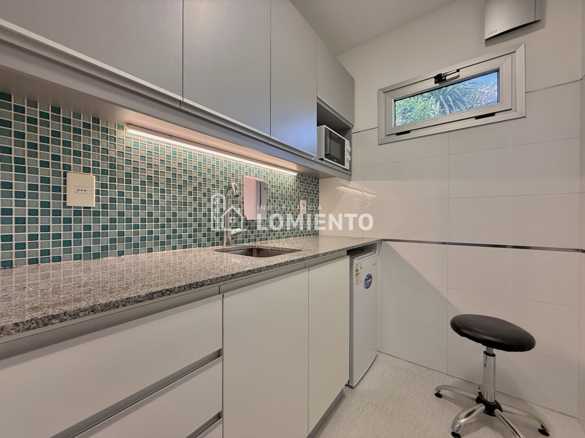 Local Comercial ID.1742 - Venta- alquiler anual Local Comercial sobre Av. Cordoba 