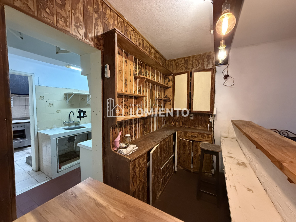 Local Comercial ID.1574 - Venta- Alquiler anual o temporada local a metros de Puerto Punta del Este