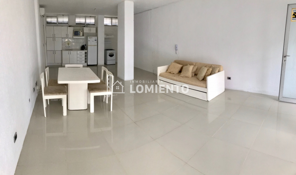 Local Comercial ID.505 - Local en alquiler anual a metros de Roosevelt