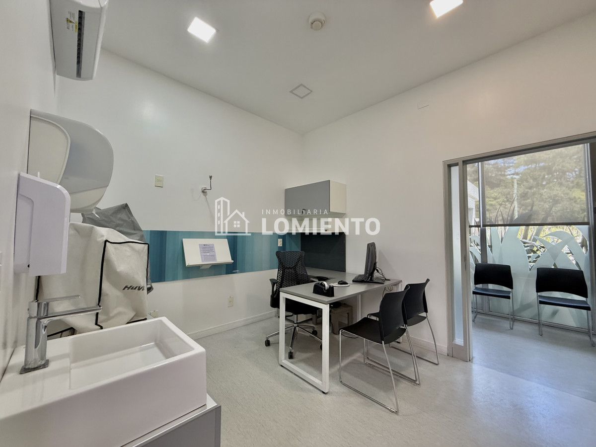 Local Comercial ID.1742 - Venta- alquiler anual Local Comercial sobre Av. Cordoba 