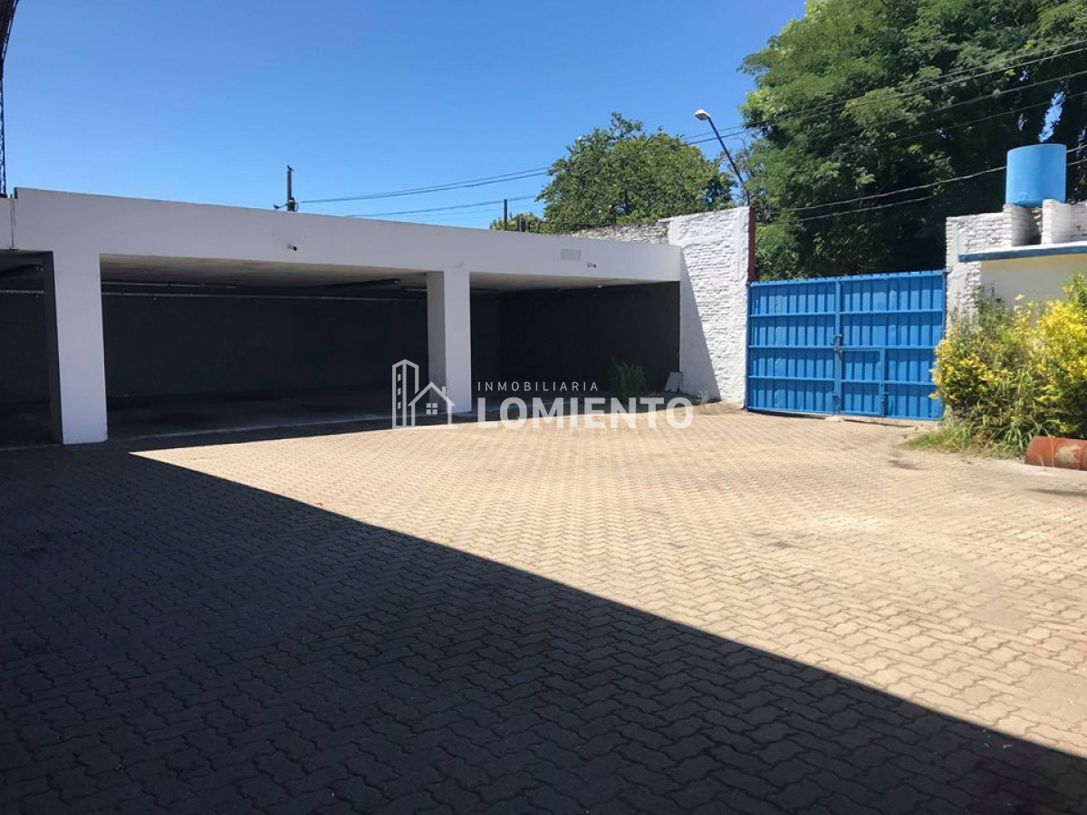 Local Comercial ID.666 - Alquiler anual local Centro de Maldonado