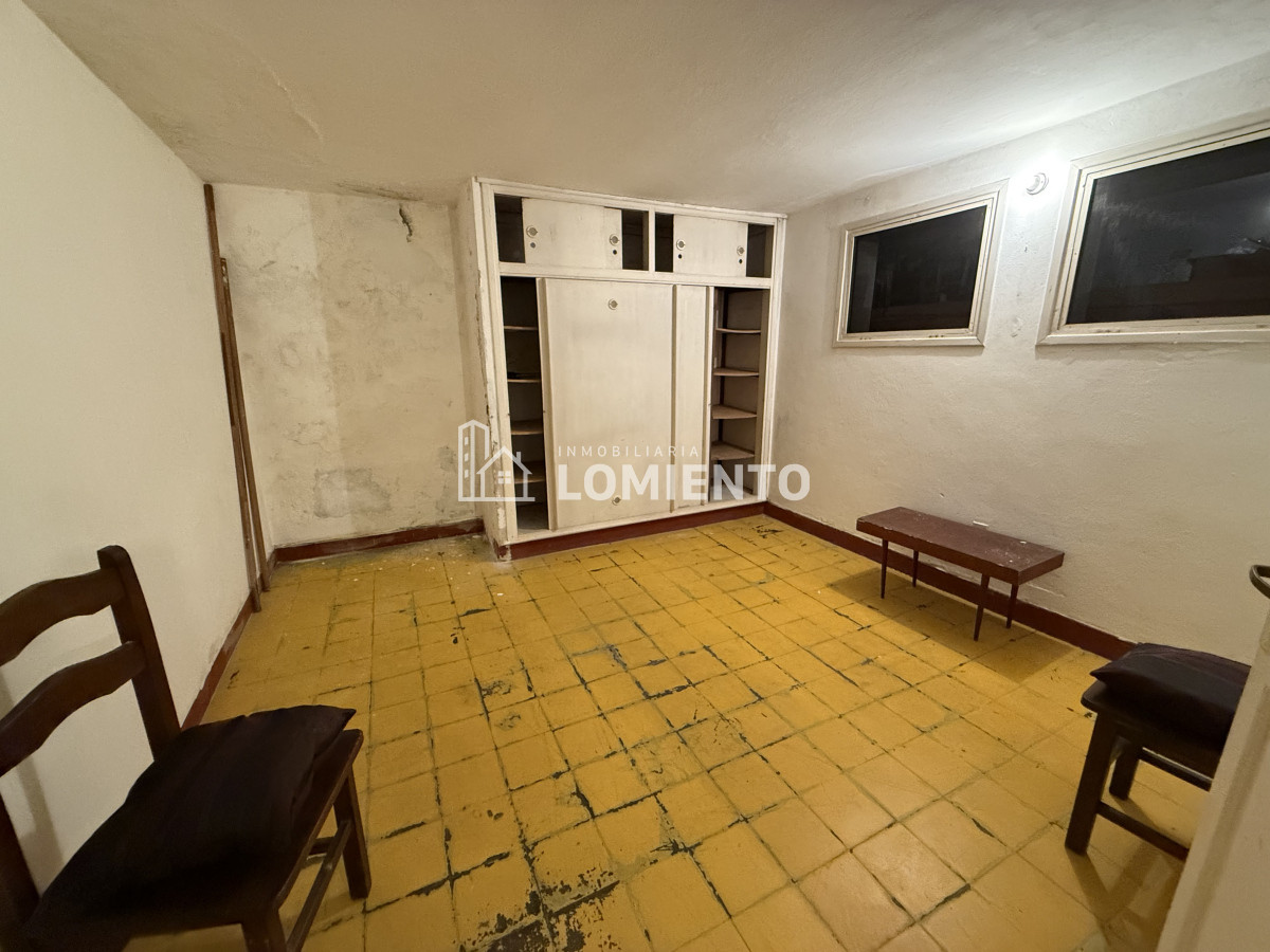 Local Comercial ID.1574 - Venta- Alquiler anual o temporada local a metros de Puerto Punta del Este