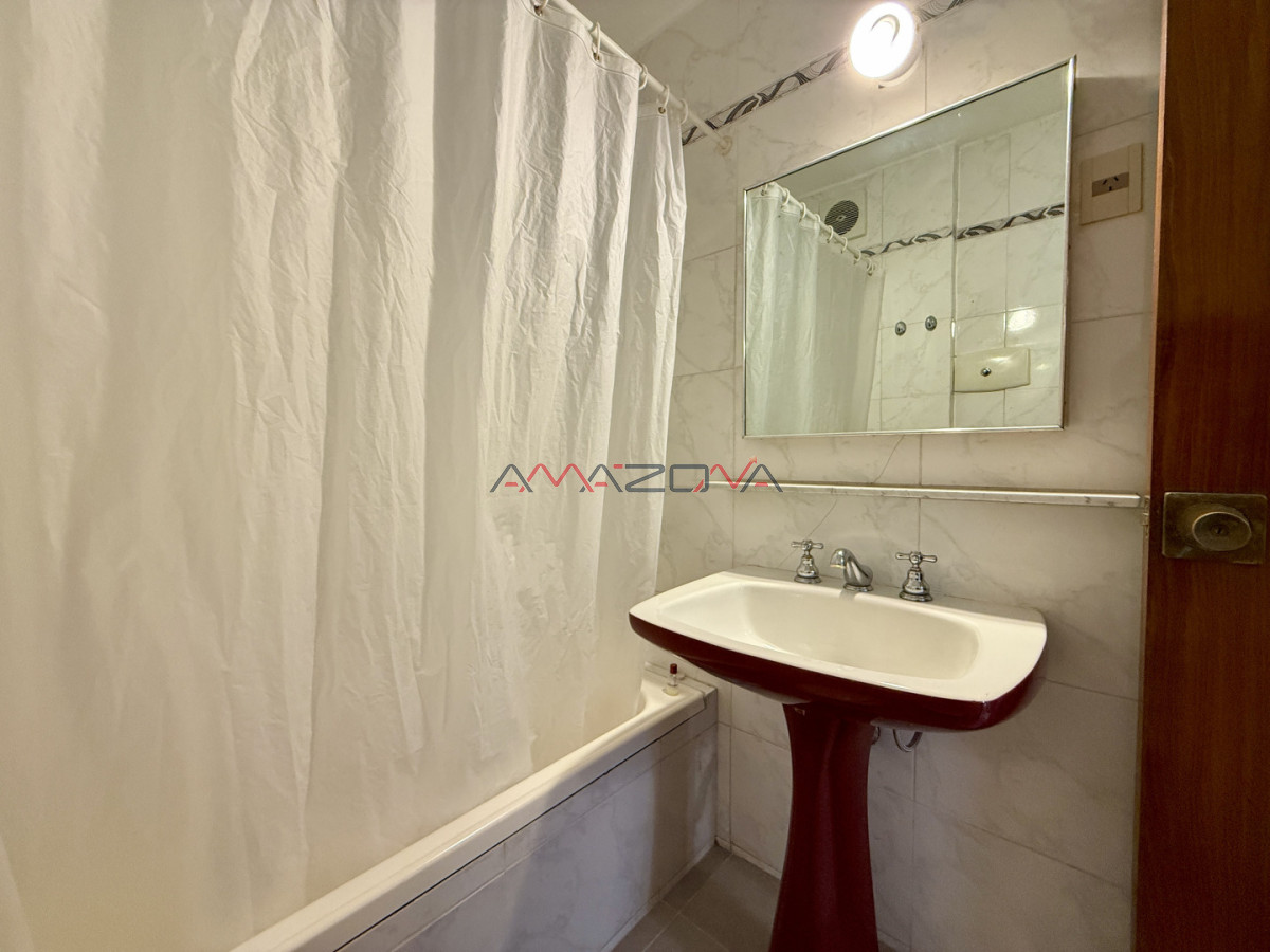 Apartamento ID.5778 - EN PLENO CENTRO CERCA DE PLAYA BRAVA Y MANSA 