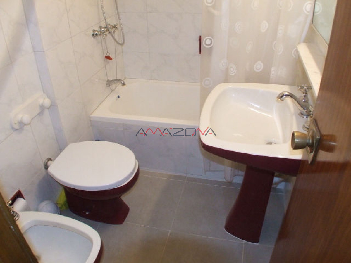 Apartamento ID.5778 - EN PLENO CENTRO CERCA DE PLAYA BRAVA Y MANSA 