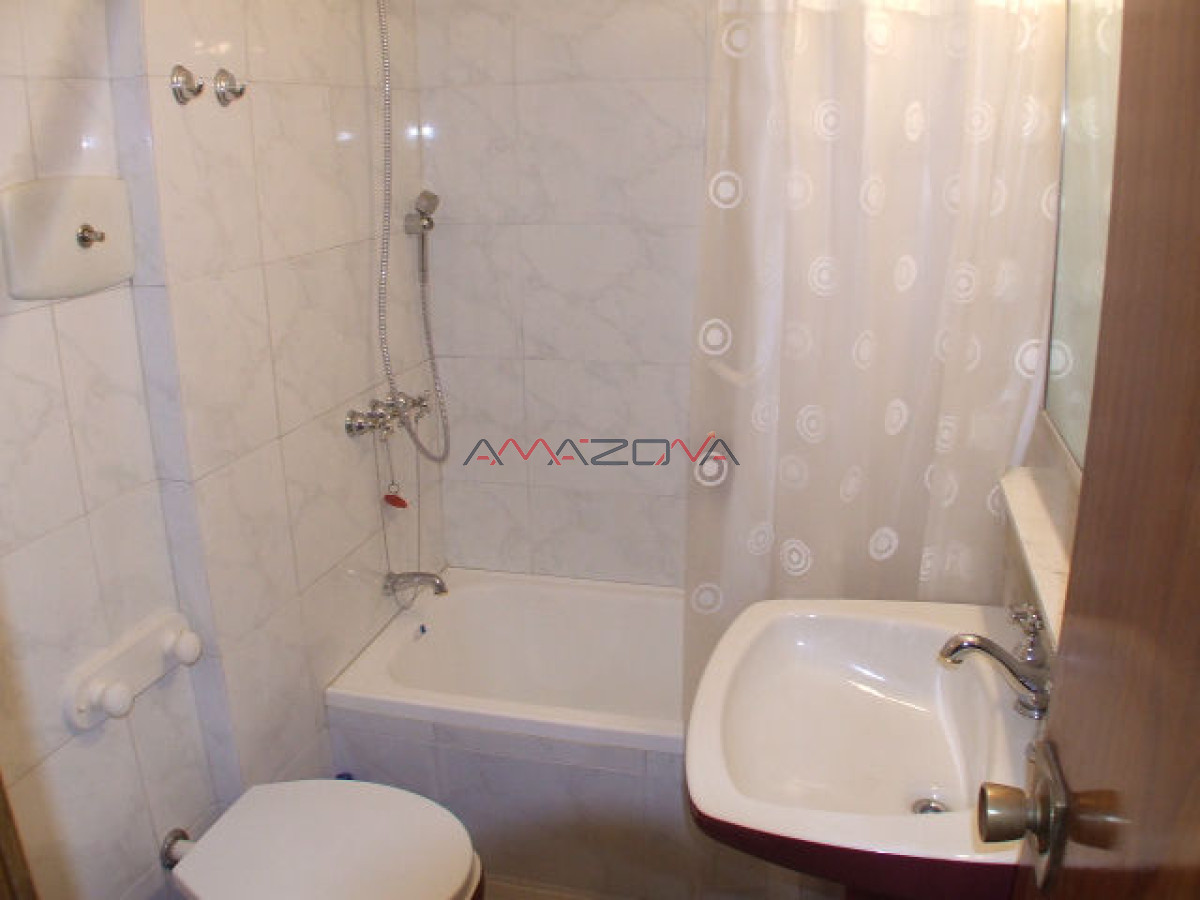 Apartamento ID.5778 - EN PLENO CENTRO CERCA DE PLAYA BRAVA Y MANSA 