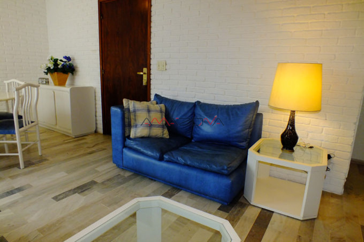 Apartamento ID.5778 - EN PLENO CENTRO CERCA DE PLAYA BRAVA Y MANSA 