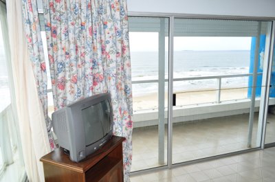 Apartamento en Brava, 3 dormitorios   - PLD856A