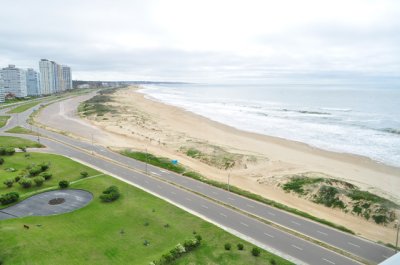 Apartamento en Brava, 3 dormitorios   - PLD856A