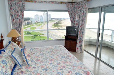 Apartamento en Brava, 3 dormitorios   - PLD856A