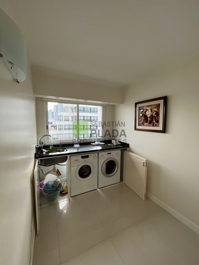 Apartamento ID.952 - EXCELENTE UNIDAD TODO RECICLADO PRIMERA LINEA AL MAR