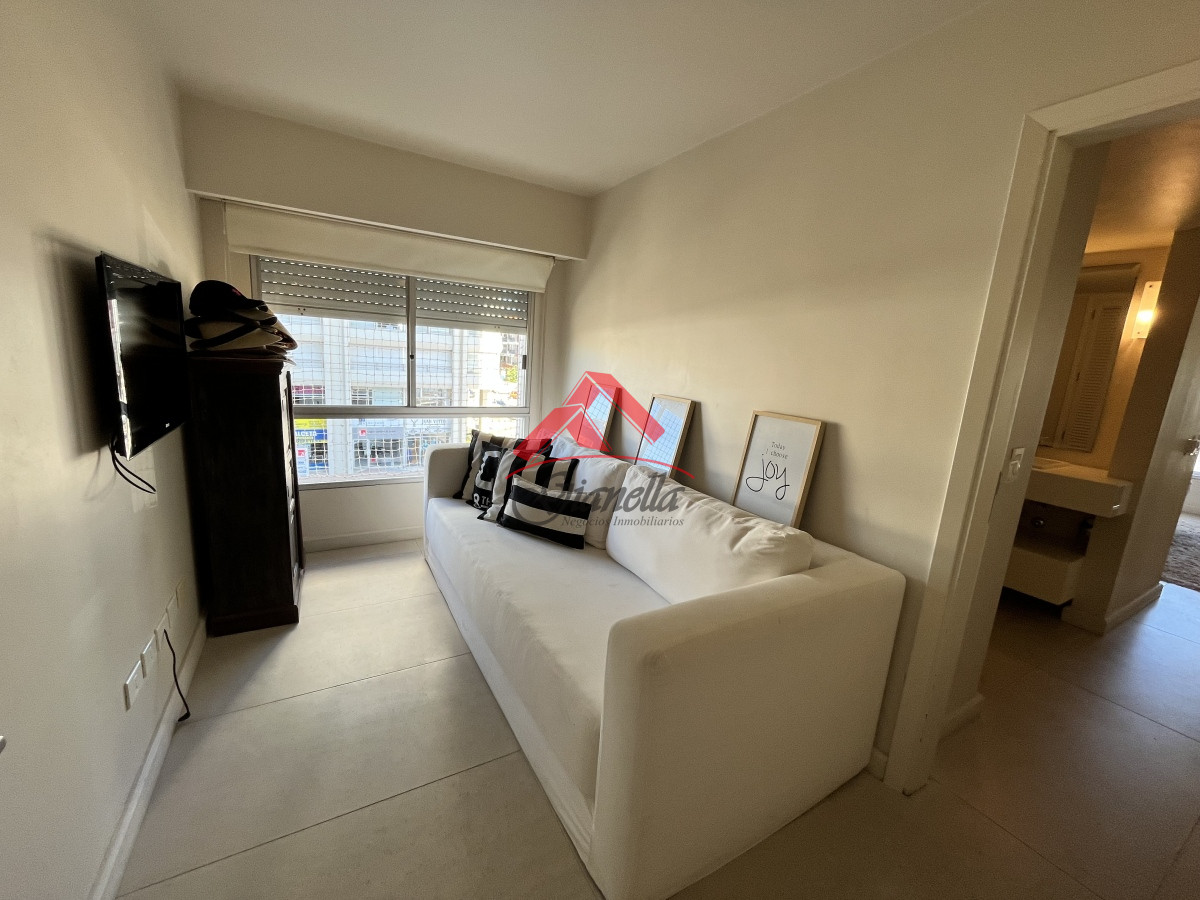 Apartamento ID.1952 - Apartamento en la Península, Punta del Este