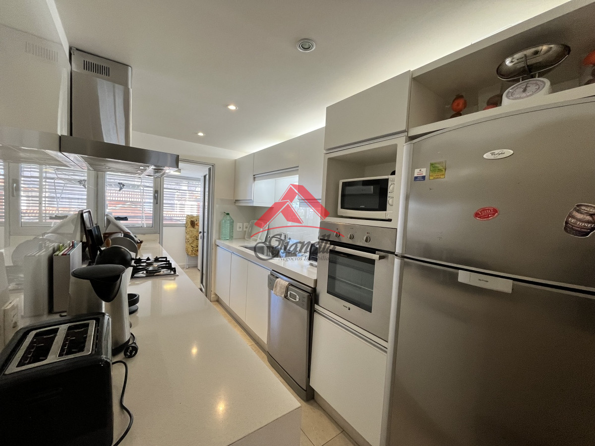 Apartamento ID.1952 - Apartamento en la Península, Punta del Este