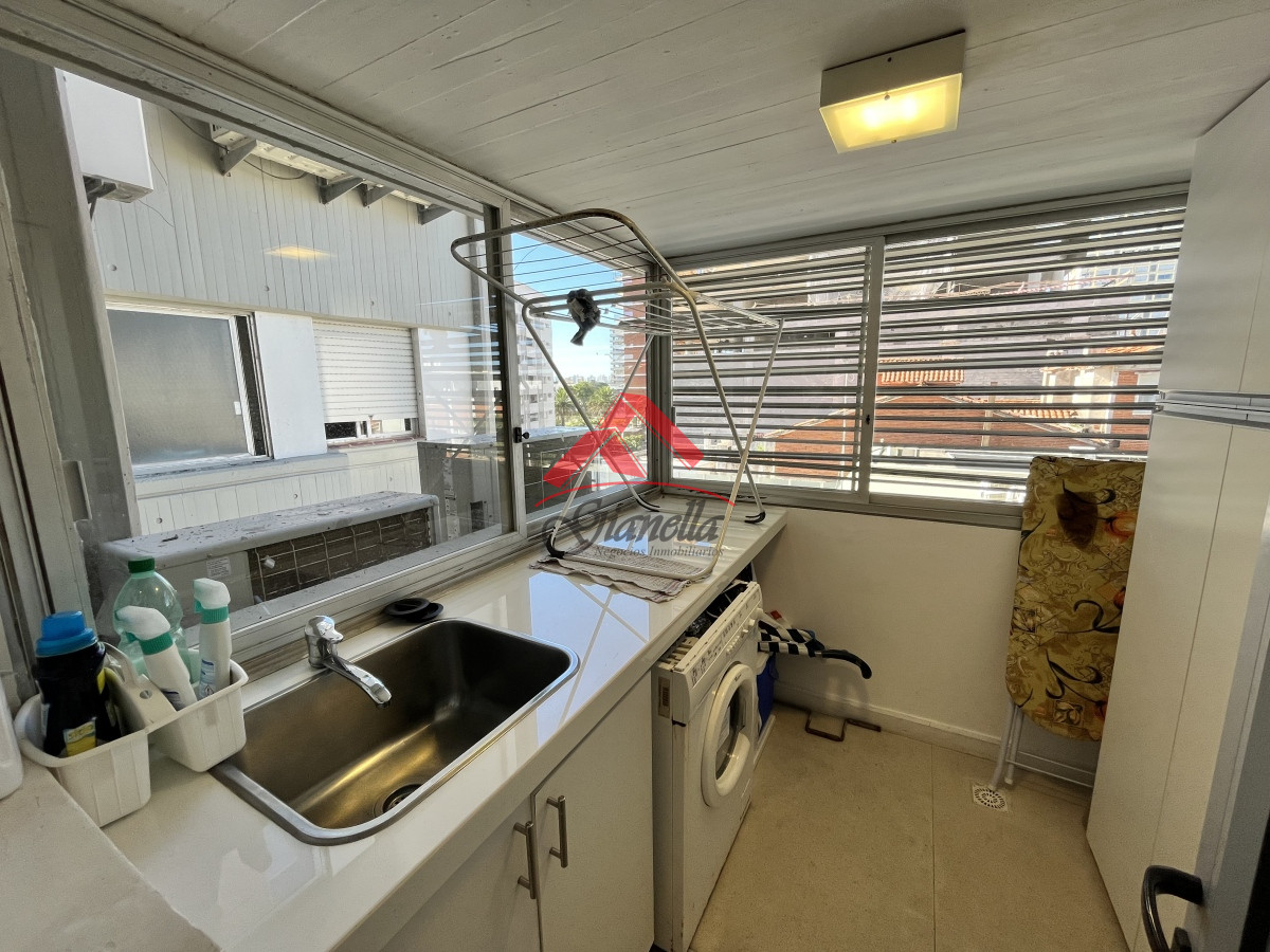 Apartamento ID.1952 - Apartamento en la Península, Punta del Este