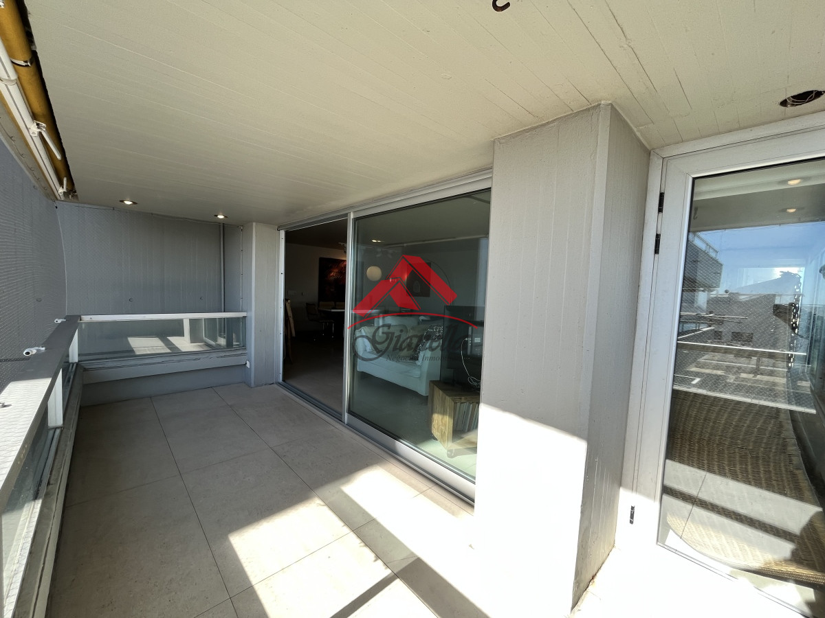 Apartamento ID.1952 - Apartamento en la Península, Punta del Este