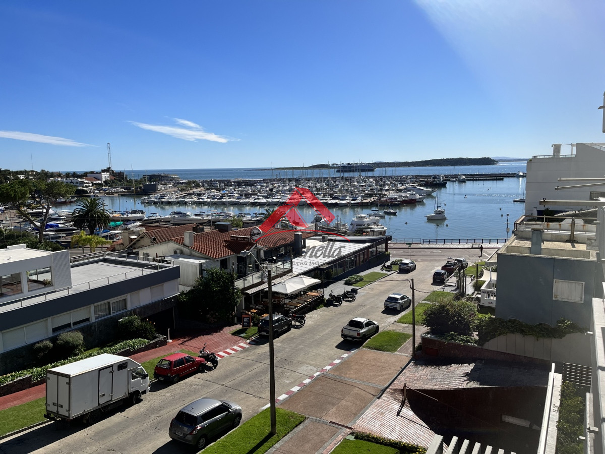 Apartamento ID.1952 - Apartamento en la Península, Punta del Este