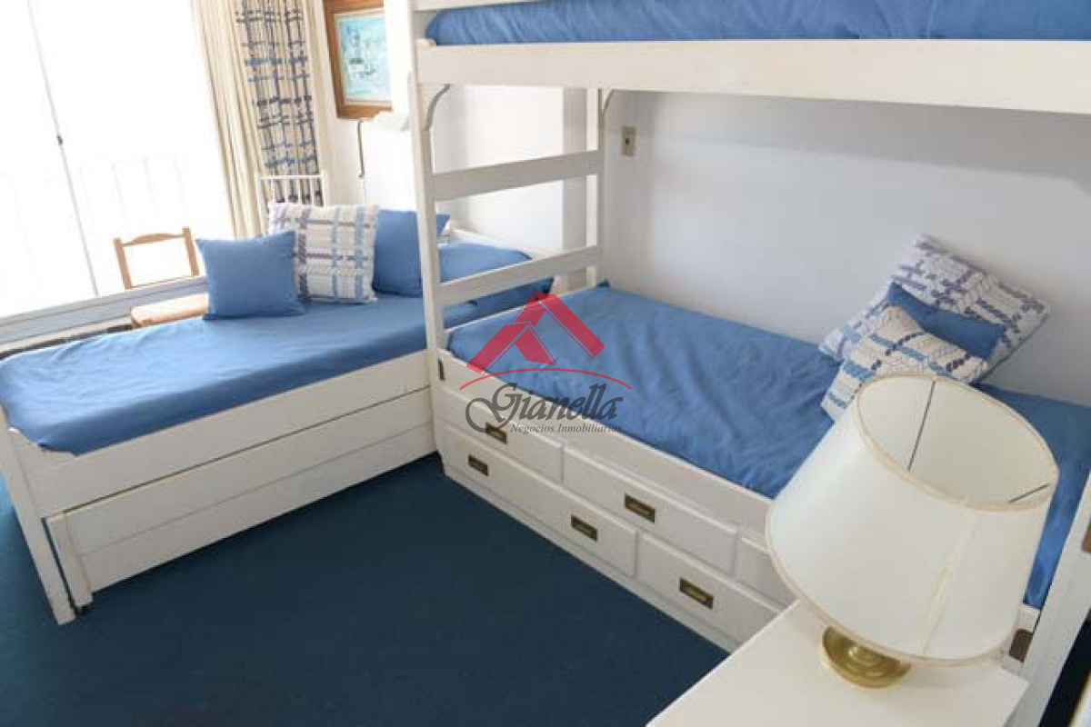 Apartamento ID.1939 - Apartamento en Península, Punta del Este