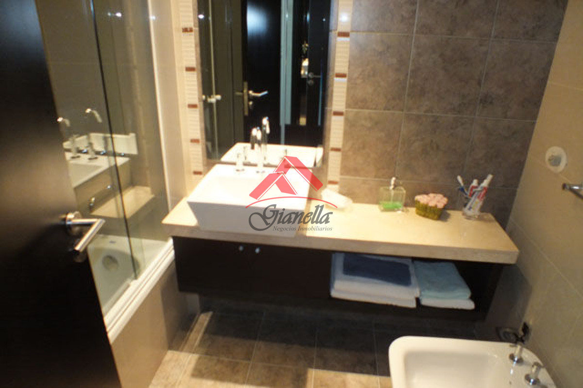 Apartamento ID.2189 - Apartamento en Mansa, 2 dormitorios  con parrillero