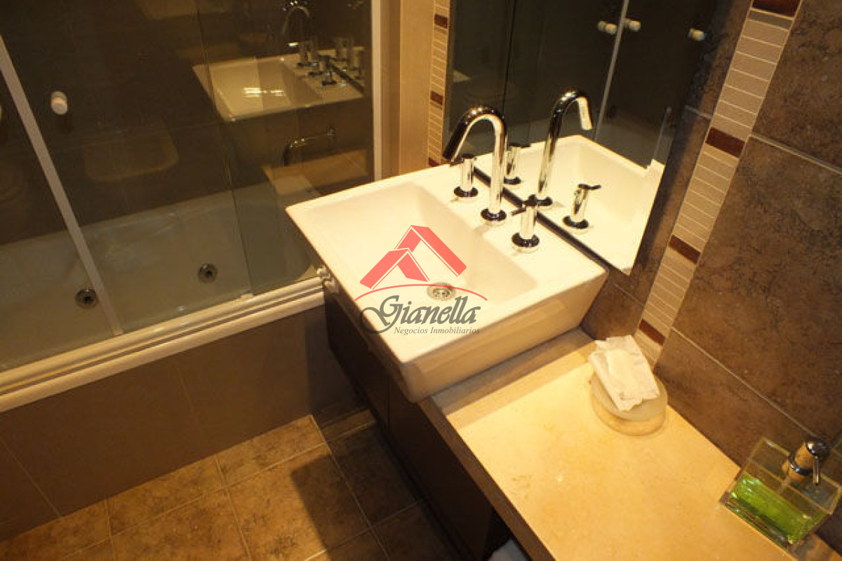 Apartamento ID.2189 - Apartamento en Mansa, 2 dormitorios  con parrillero