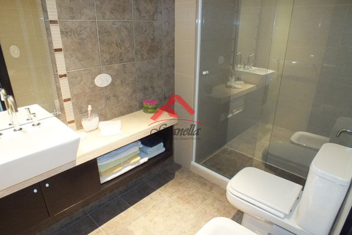 Apartamento ID.2189 - Apartamento en Mansa, 2 dormitorios  con parrillero