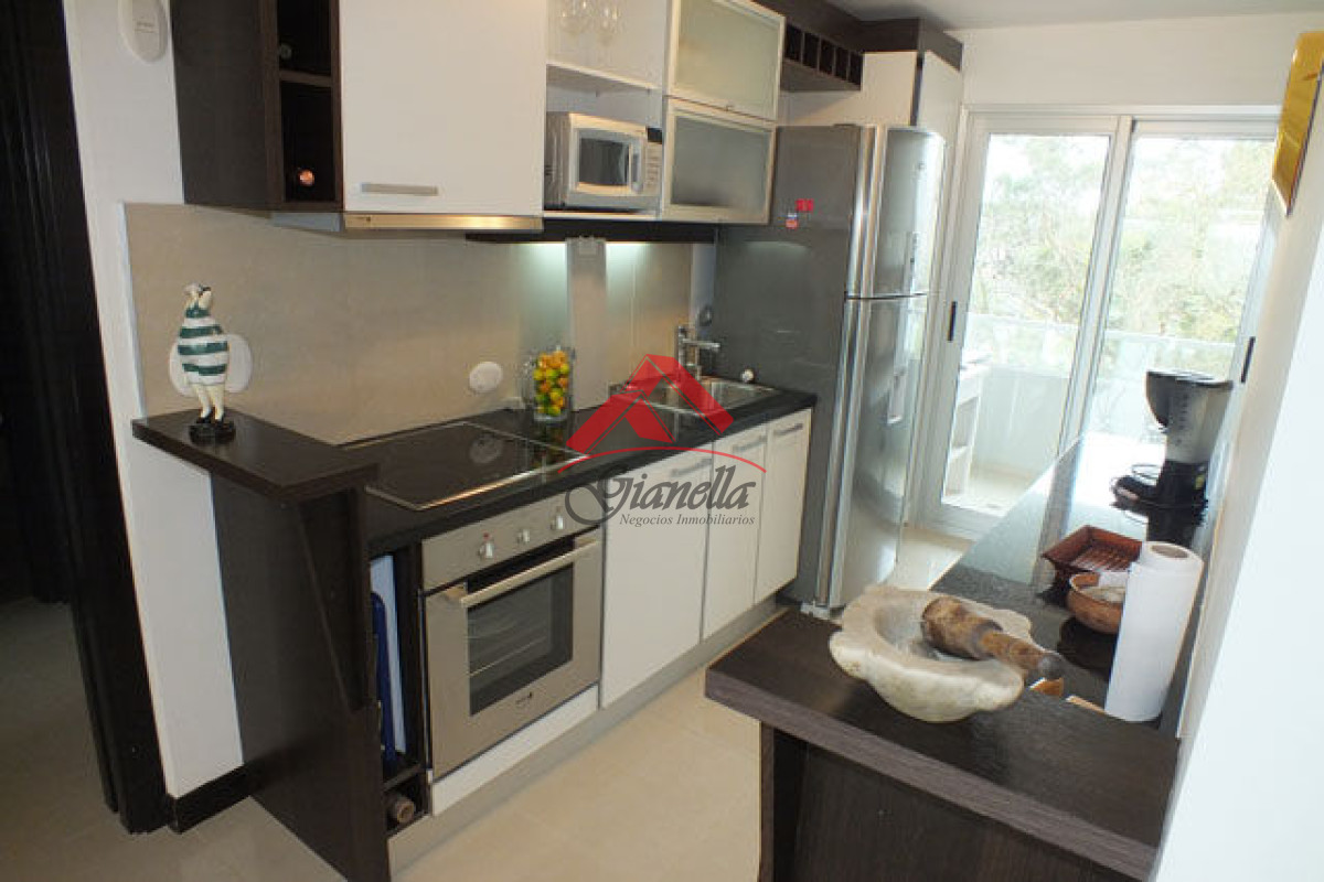 Apartamento ID.2189 - Apartamento en Mansa, 2 dormitorios  con parrillero