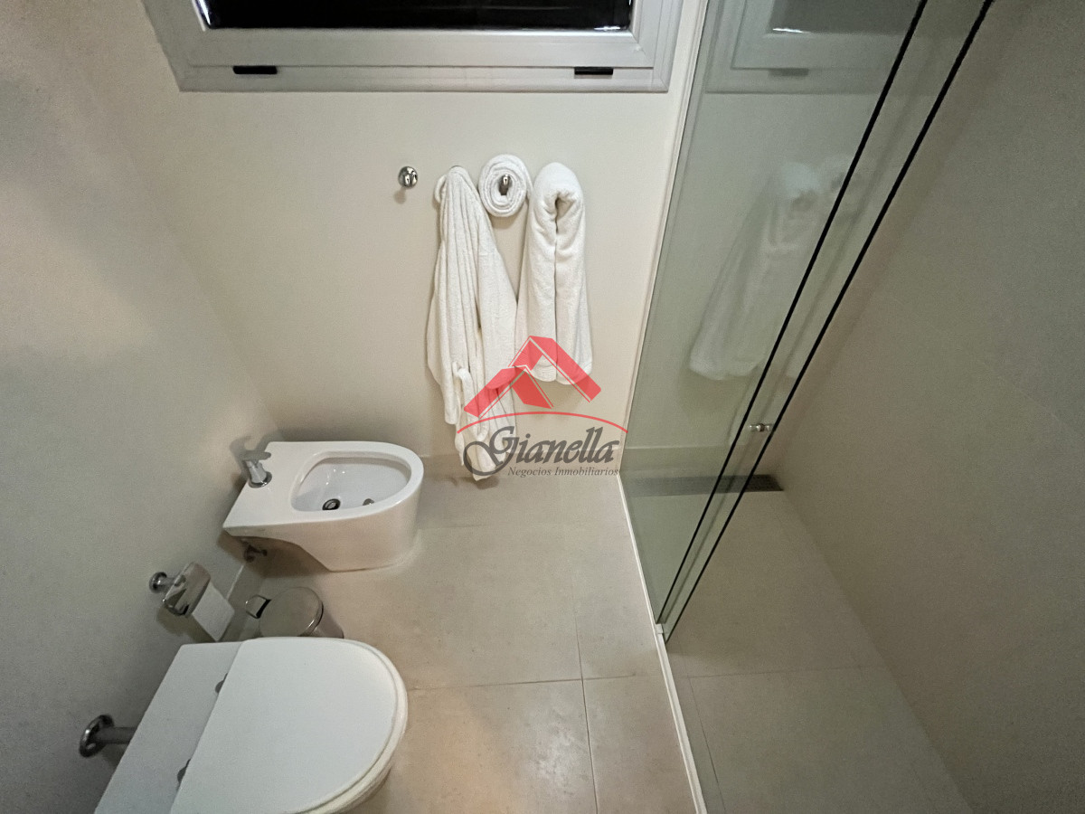 Apartamento ID.1952 - Apartamento en la Península, Punta del Este