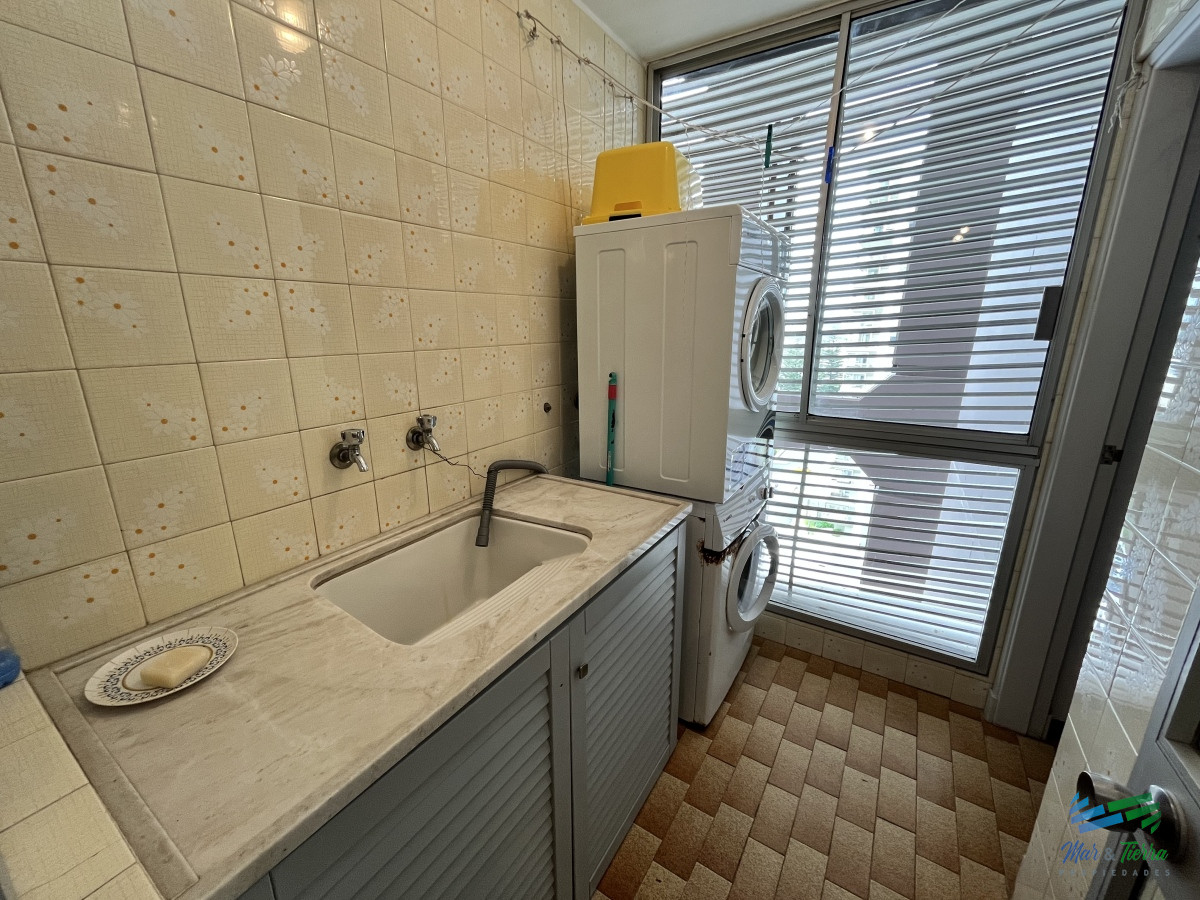 Apartamento ID.5144 - En venta apartamento 3 dormitorios 2 baños en Punta del Este