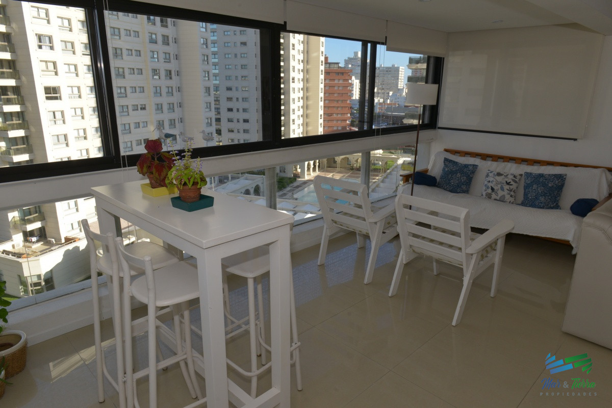 Apartamento ID.3187 -   Departamento en Punta del Este, Torre con servicios