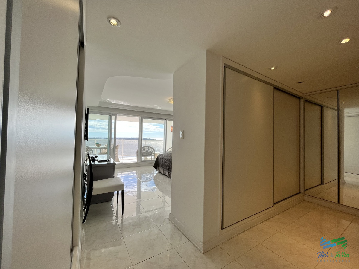 Apartamento ID.4521 - DIVINO IMPECABLE CON SERVICIOS