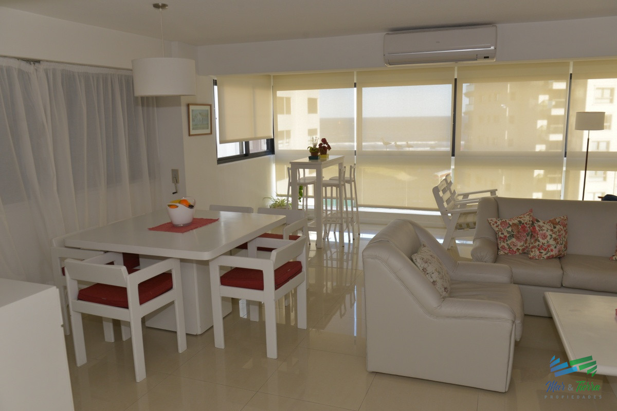 Apartamento ID.3187 -   Departamento en Punta del Este, Torre con servicios