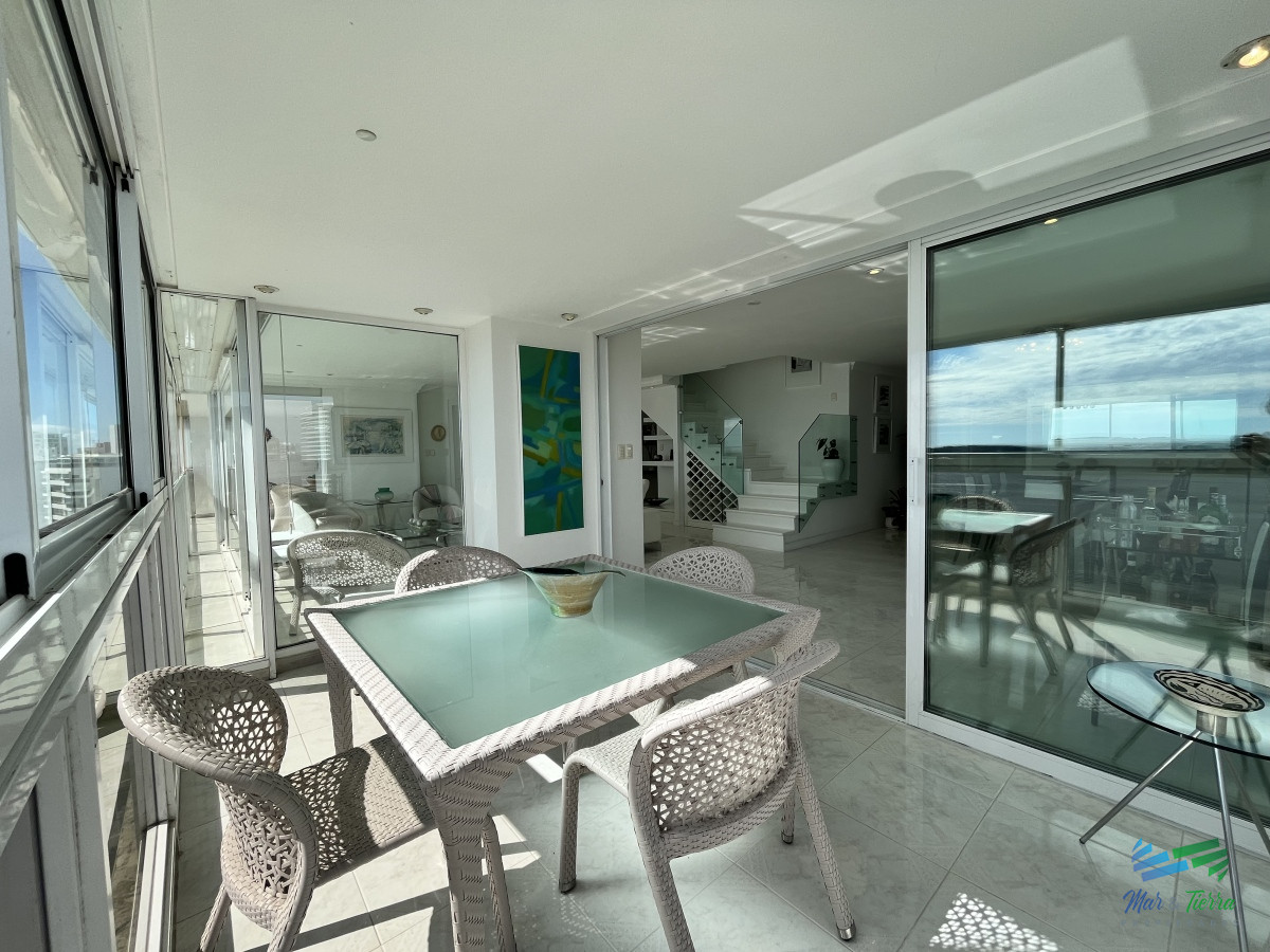 Apartamento ID.4521 - DIVINO IMPECABLE CON SERVICIOS