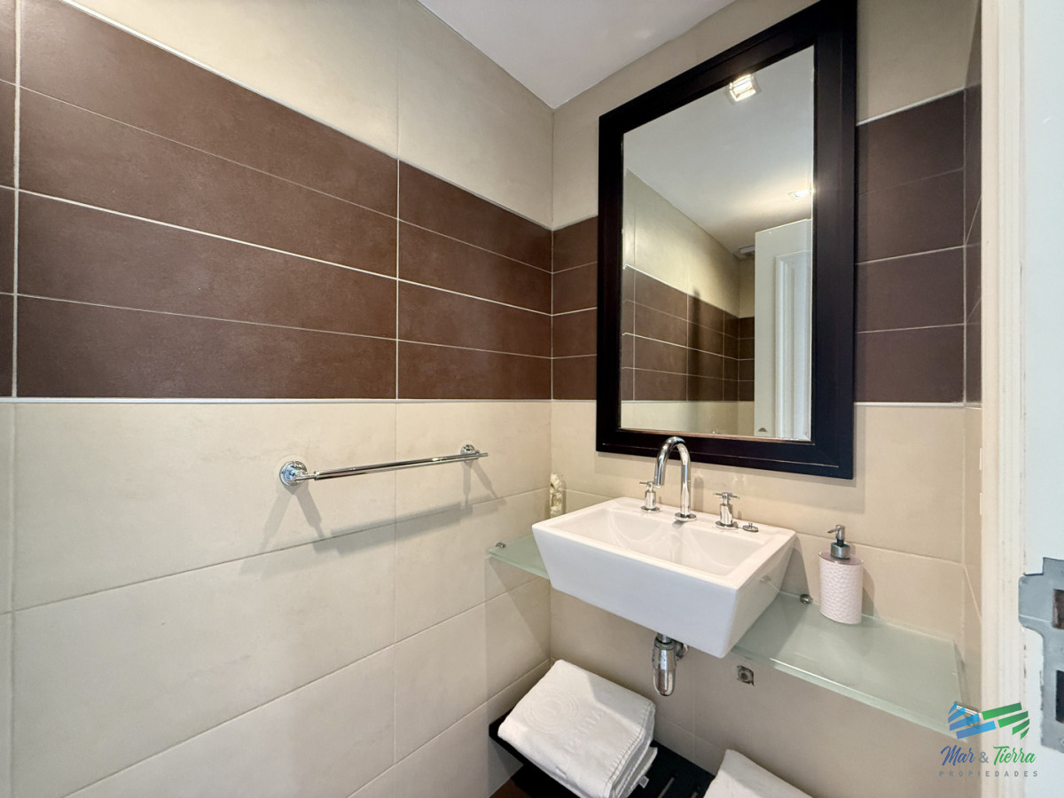 Apartamento ID.5716 - En venta apartamento 2 dormitorios en Imperiale, Playa Brava, Punta del Este