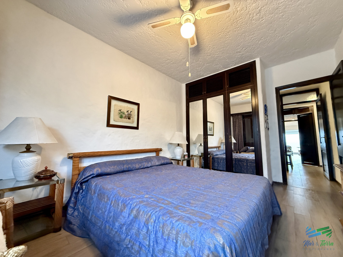 Apartamento ID.5526 - Venta apartamento 3 dormitorios frente a la brava en Peninsula, Punta del Este