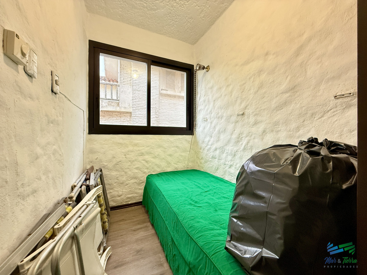 Apartamento ID.5526 - Venta apartamento 3 dormitorios frente a la brava en Peninsula, Punta del Este