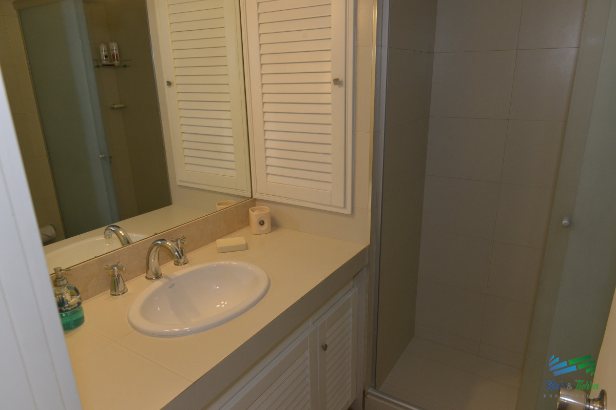 Apartamento ID.3187 -   Departamento en Punta del Este, Torre con servicios