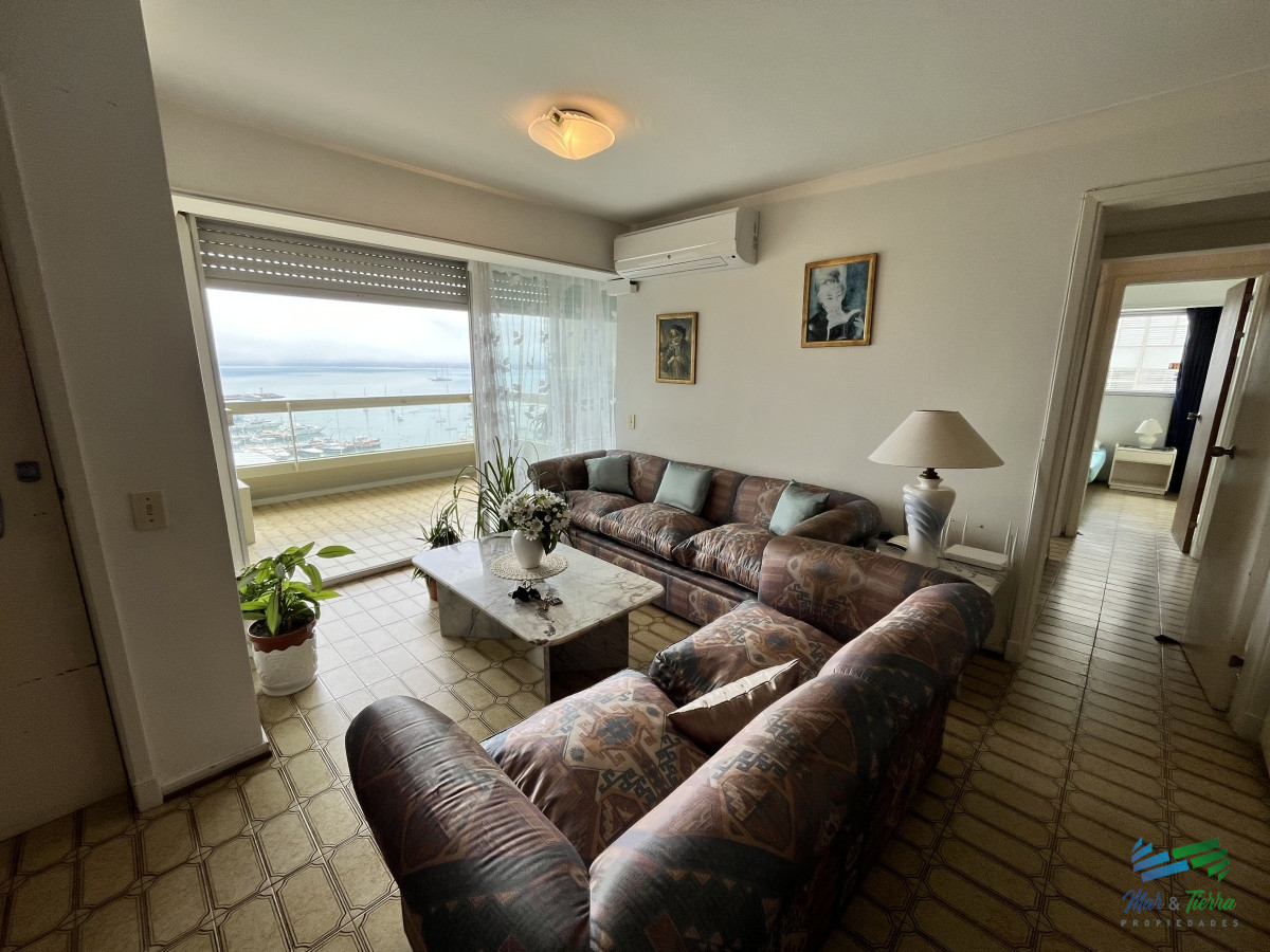 Apartamento ID.4880 - En venta apartamento 3 dormitorios  en Peninsula, Punta del Este