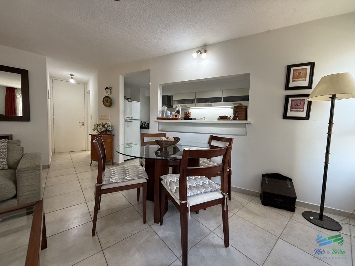 Apartamento ID.5048 - En venta apartamento 2 dormitorios con servicios en Torre O, brava, Punta del Este.