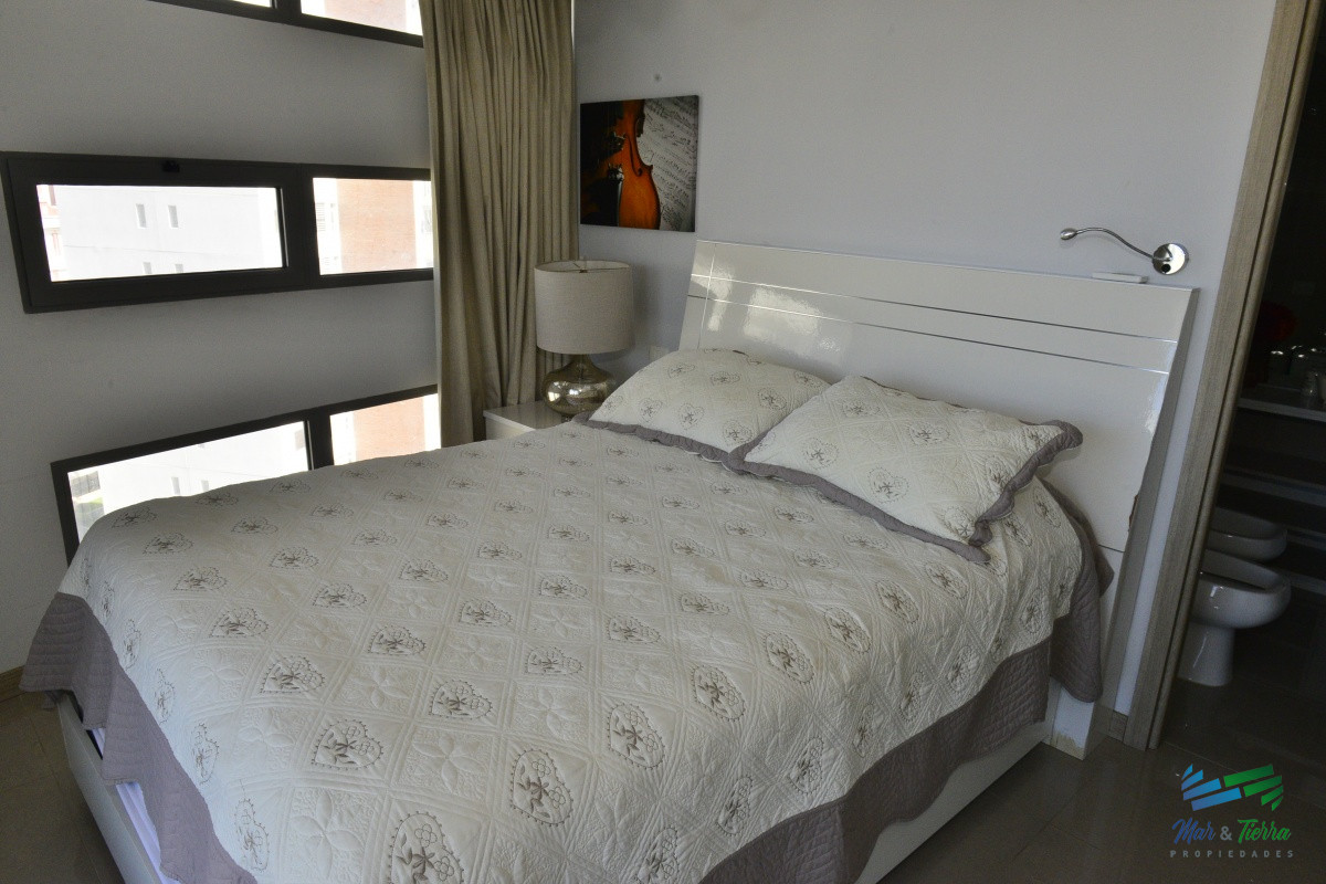 Apartamento ID.5748 - EN VENTA APARTAMENTO 2 DORMITORIOS CON EXCELENTES SERVICIOS Y VISTA AL MAR, PLAYA BRAVA, PUNTA DEL ESTE