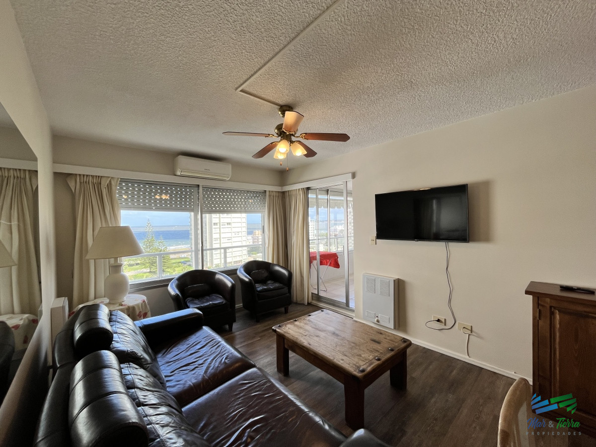 Apartamento ID.5775 - En venta apartamento 1 dormitorio y medio en Playa Mansa, complejo Lincon Center, Punta del este