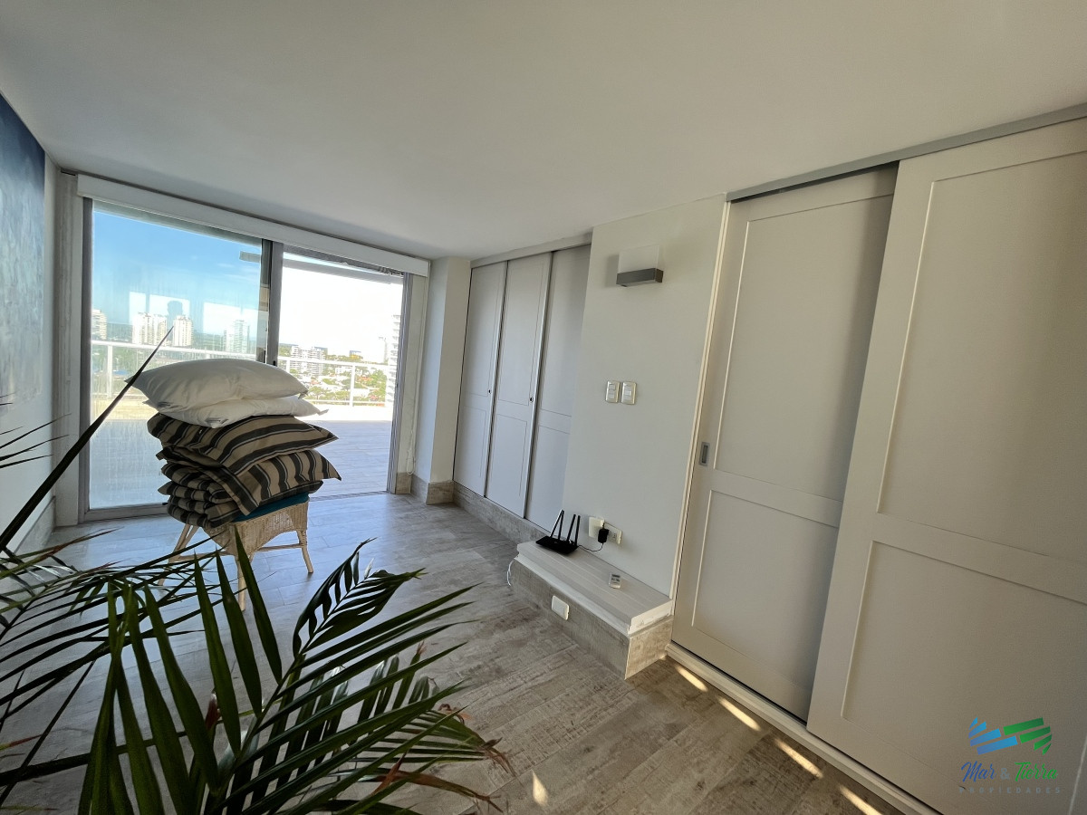 Apartamento ID.4521 - DIVINO IMPECABLE CON SERVICIOS