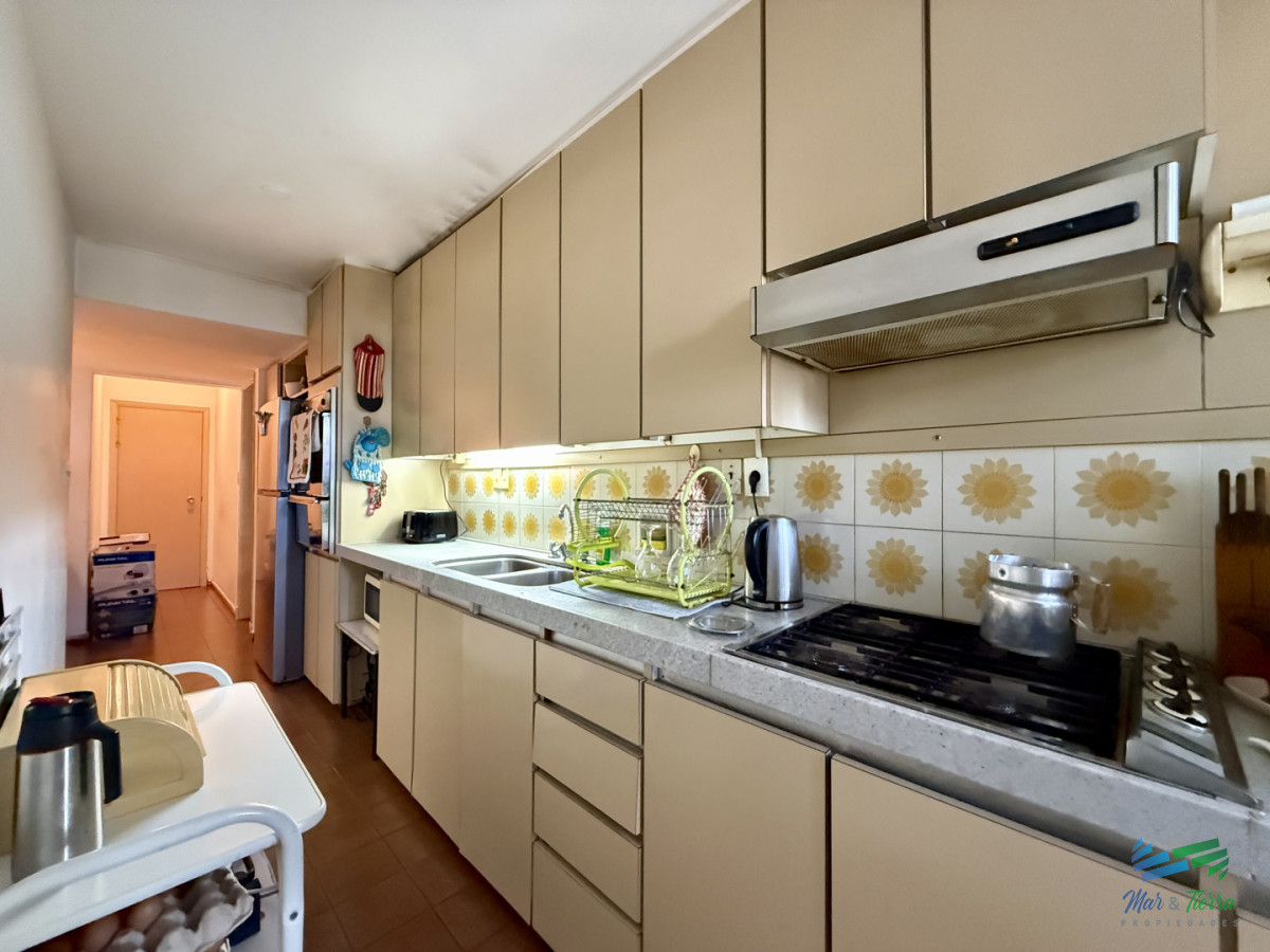 Apartamento ID.5717 - En Venta Amplio Apartamento en Torre Amalfi  Playa Mansa