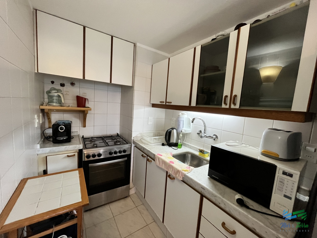 Apartamento ID.5775 - En venta apartamento 1 dormitorio y medio en Playa Mansa, complejo Lincon Center, Punta del este