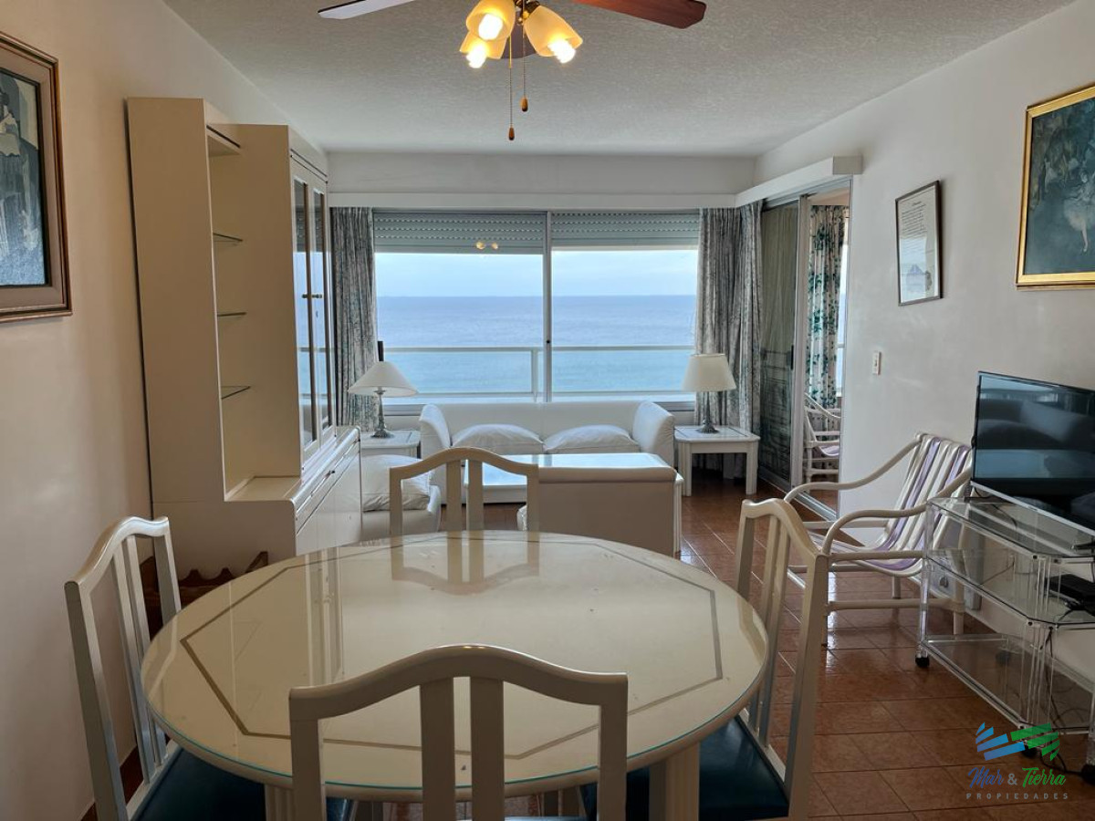 Apartamento ID.5055 - En Venta apartamento 1 dormitorio en COMPLEJO LINCOLN CENTER, Punta del Este