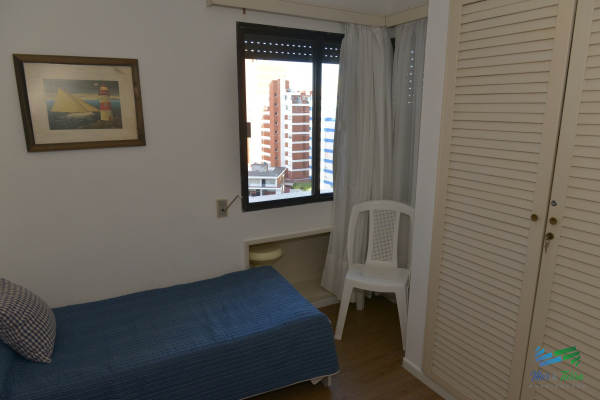 Apartamento ID.3187 -   Departamento en Punta del Este, Torre con servicios