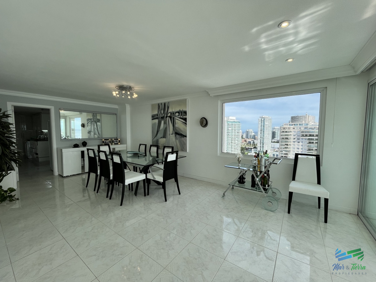 Apartamento ID.4521 - DIVINO IMPECABLE CON SERVICIOS