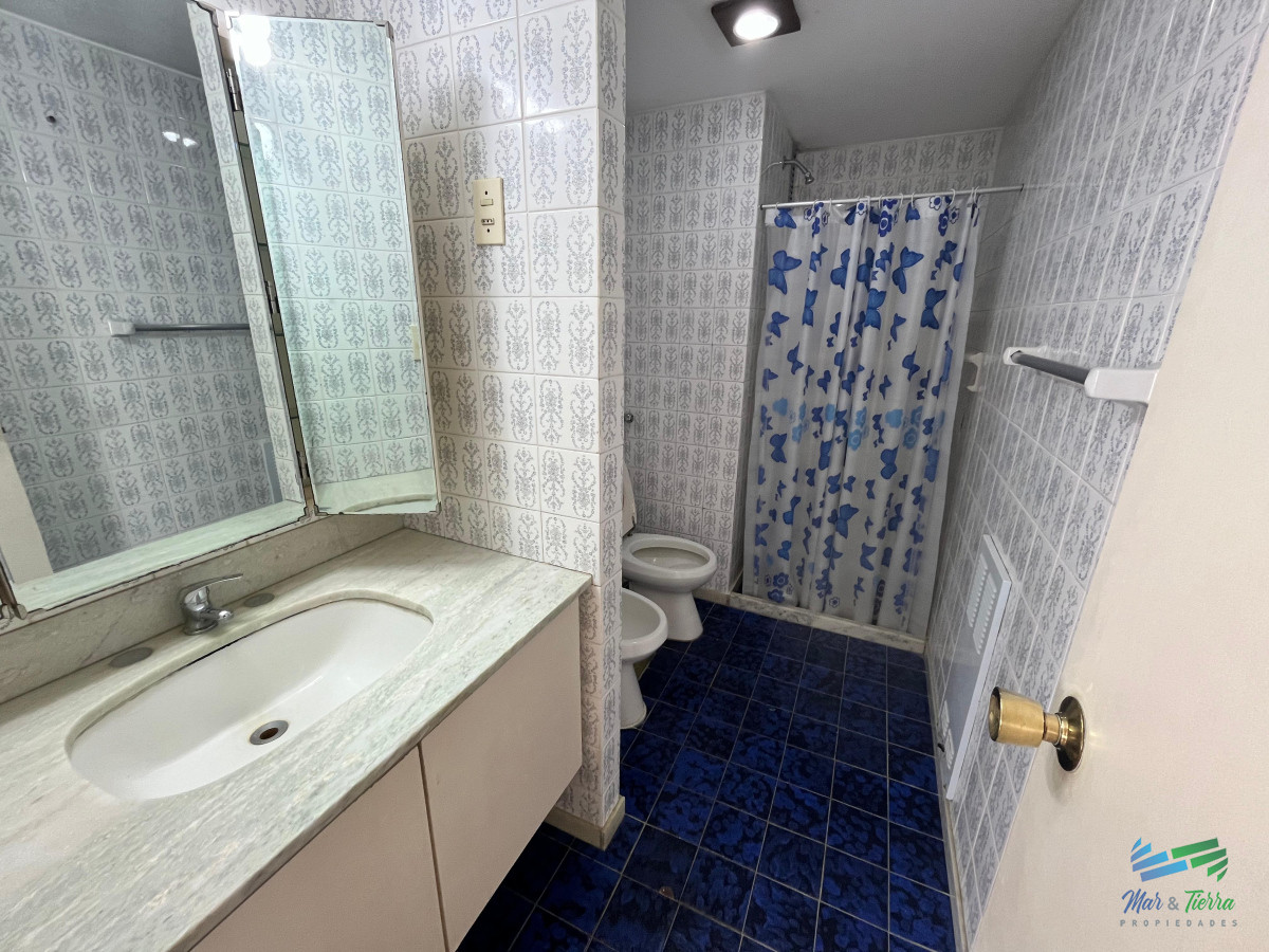 Apartamento ID.4900 - En venta apartamento 3 dormitorios en Peninsula, Punta del Este